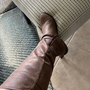 Brown boots